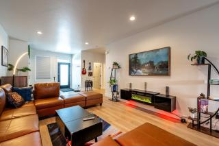 The Zen Den - Sauna Sleeps 15 & King Bed - Health Amenities - 3