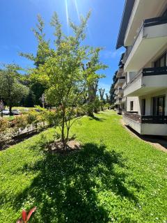 Appartement RDC 4 personnes, plein centre et face parc d'Uriage, proche termes - 0