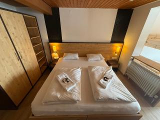 Alpina Löwen Hotel - 8