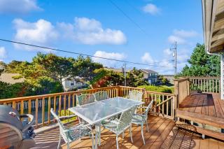 Carmel Holiday MCA 351 - 3