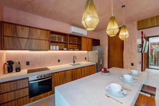 Luxury 3BR Villa with Dual Pools & Rooftop - 8