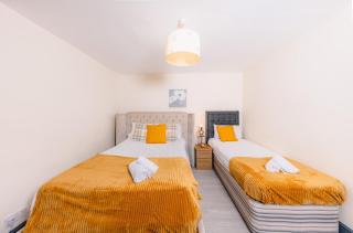 Bright One-Bedroom Flat near The Meadows 7 - 3