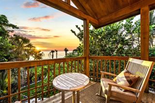 Gulf-Front Charm, Guest House Suite + Direct Beach Access on Siesta Key, Pet Friendly - 7