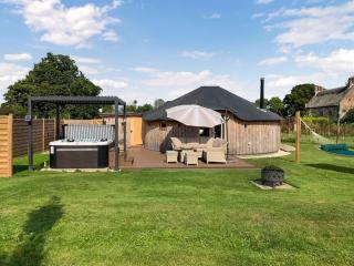 Bee Roundhouse - 1