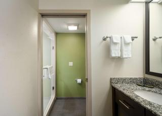 SureStay by Best Western Summerville Flowertown - 2