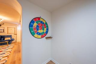 5BR 3BTH House, Steps to Bars, Dining, NYC Access with GameRm, Backyard with BBQ and Parking - 2