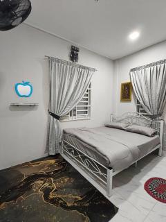 Homestay and roomstay Din 5555 - 9