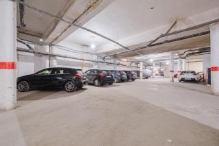 Bright 2BR Apartment with Sunny Terrace - 2