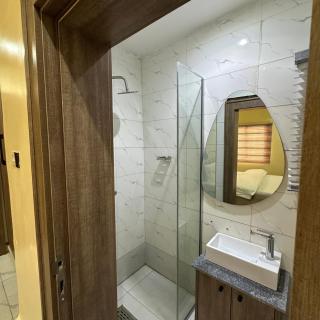 Rotula Luxury Apartments - 3