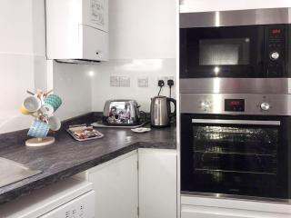 14 Elm Court, Elliott Park - 6