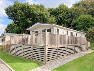 Elm Lodge - 0