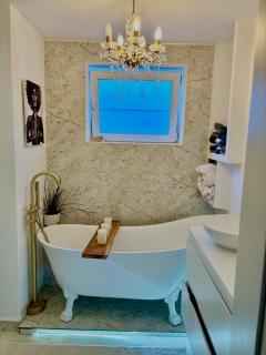 Castlelight Apartment - 2