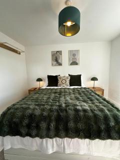 Hambledon Hill Cottage - 5