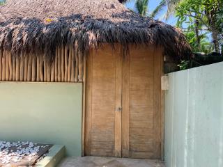 Casa Mar Beachfront Jungle Villa in Palapa Ganesh - 6