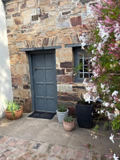 Oatlands Cottages - 0