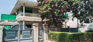 Living Lodges Guest House Islamabad - 9