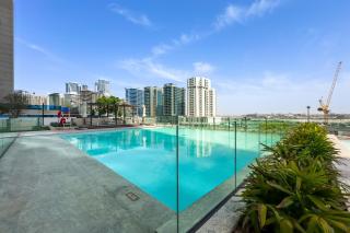 Luxury Studio with Canal Views Trillionaire Residences - 7