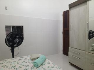 Quarto solteiro próximo ao aeroporto e parques - 8