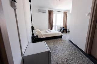 ATHENS COMMERCIAL PREMIUm - 1