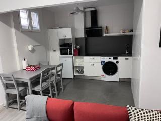 Confortable apartamento con parking en Bilbao - 4