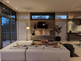 Cliffbreak-Luxury Villa on Pezula Golf Estate with ocean views,Knysna - 5