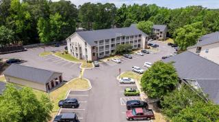 Bright Modern 1br Retreat I Fitness Center - 8