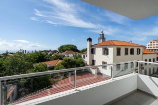 Madeira Ocean View Pool and Comfort in Caniço - 8