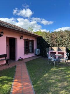Cabaña El Solcito, con parque y pileta compartida - 0