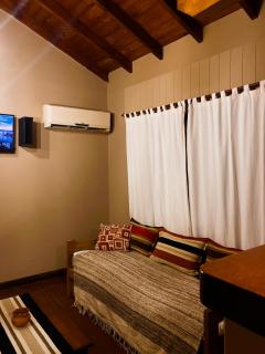 Cabaña El Solcito, con parque y pileta compartida - 8