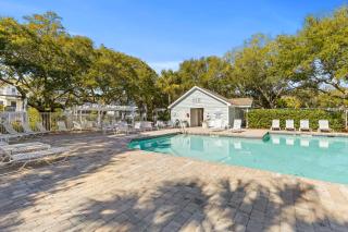 New Listing! Pelican Bay 14 -Luxury Home at Beach! - 9