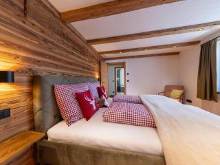 City Hide-Away Hahnenkamm Top 1 - 3