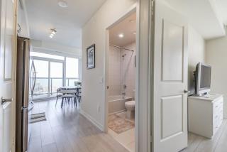 Toronto Condo with Lake Views - 7