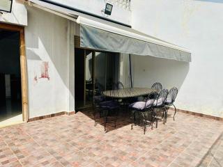 Belle maison avec piscine à 7 min de la plage en voiture - 1