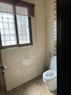 Luxurious 5 bedroom 5 bath Furnished Villa superb location - 4