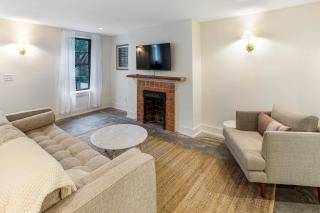 The Park House Garden by Lucky Savannah - 7