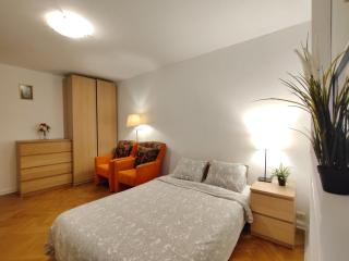 Nowiniarska Private Rooms - 0