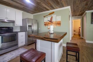 Private Dock Des Allemands Cabin on the Bayou! - 1