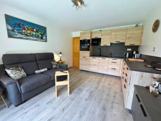 Appartement 2 pièces 4 pers au pied des pistes avec balcon exposé Sud-Est, parking, casier à skis - FR-1-452-363 - 5