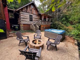 Hearth and Timber - A Black Mountain Retreat - 1