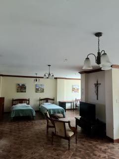 El Cardenal Hotel - 8