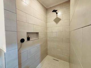 East Park Inn - 6
