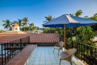 Magnificent Canal House with Dock and Adjacent Golf - 4