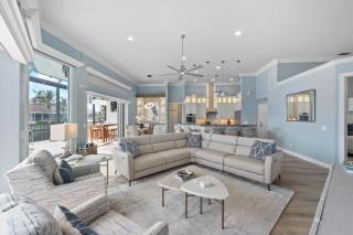 750 Orchid Court - 7