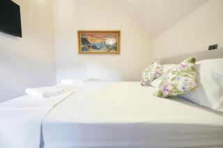 Charming 2BR Cottage by the Sea - Sućuraj (San Giorgio) - 9