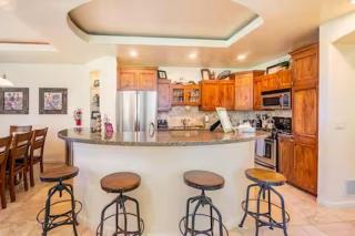 Spectacular Driggs Townhome with Hot Tub - 3