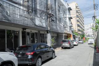 Ratchadamnoen Residence - 5