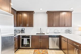 Seagrove Villa 11C - Oceanfront View! Center of Resort! - 7