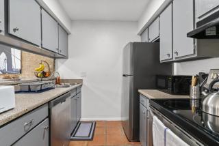 SOCO Downtown View I Free Pkg - 2