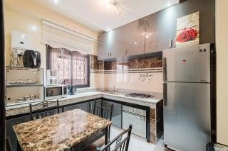 Family Apartment in Marrakech with WiFi and Parking Near City Center - 7