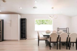 Modern Encino Retreat with pool, lush yard and comfort - 9